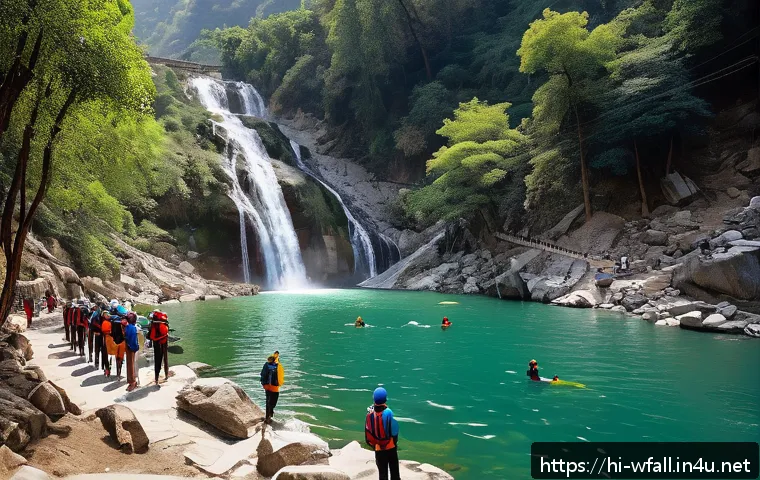 भारत के सबसे सुंदर झरनों में सुरक्षित तैराकी के लिए शीर्ष स्थान जहां आपका एडवेंचर शुरू होता है 4 폭포에서 수영 가능한 곳 관련 이미지 2